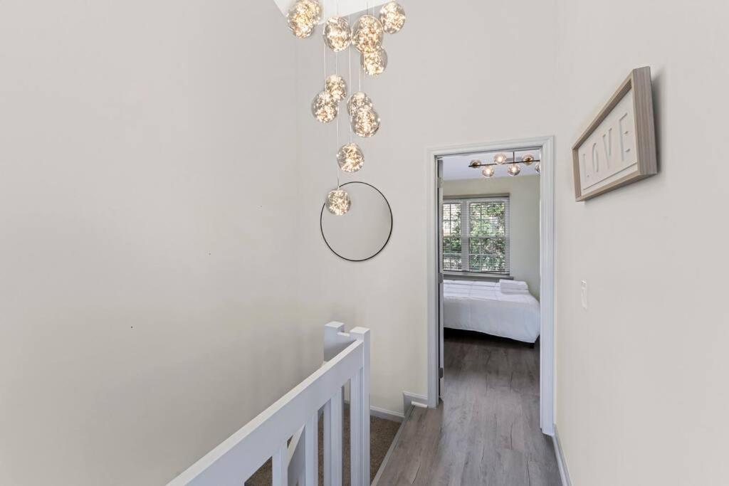 Golf Oasis Modern Townhome! * Charlotte