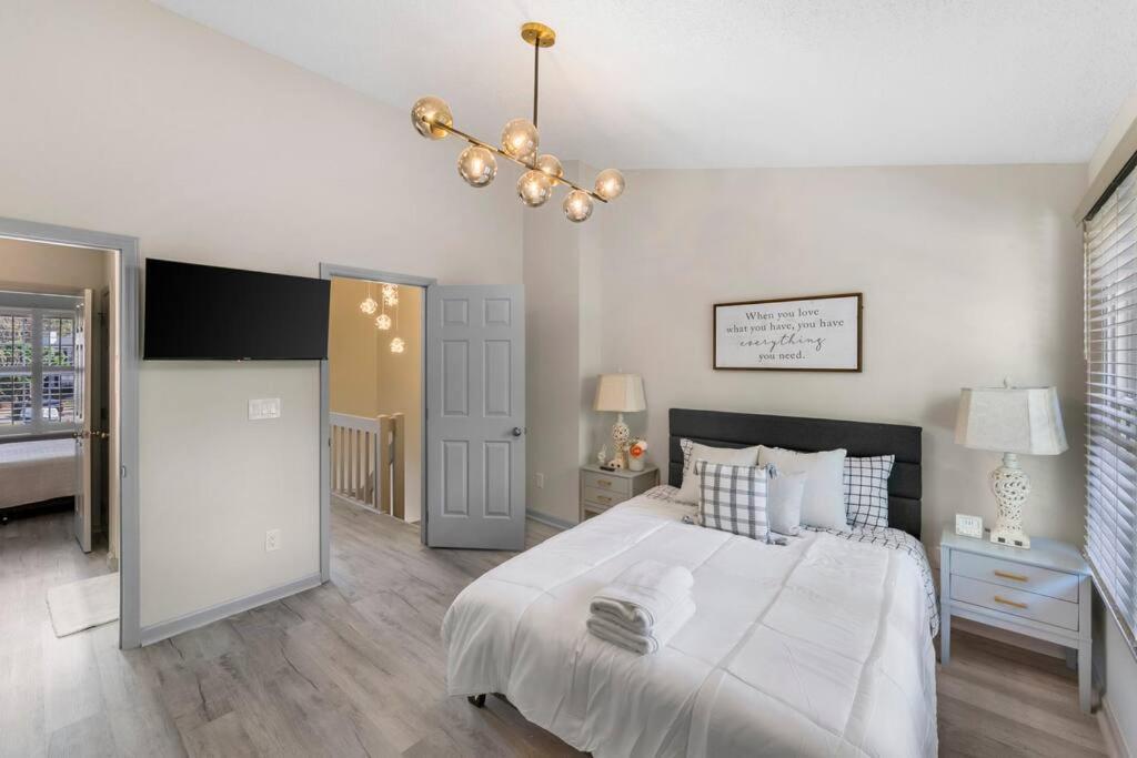 Holiday home Golf Oasis Modern Townhome! *