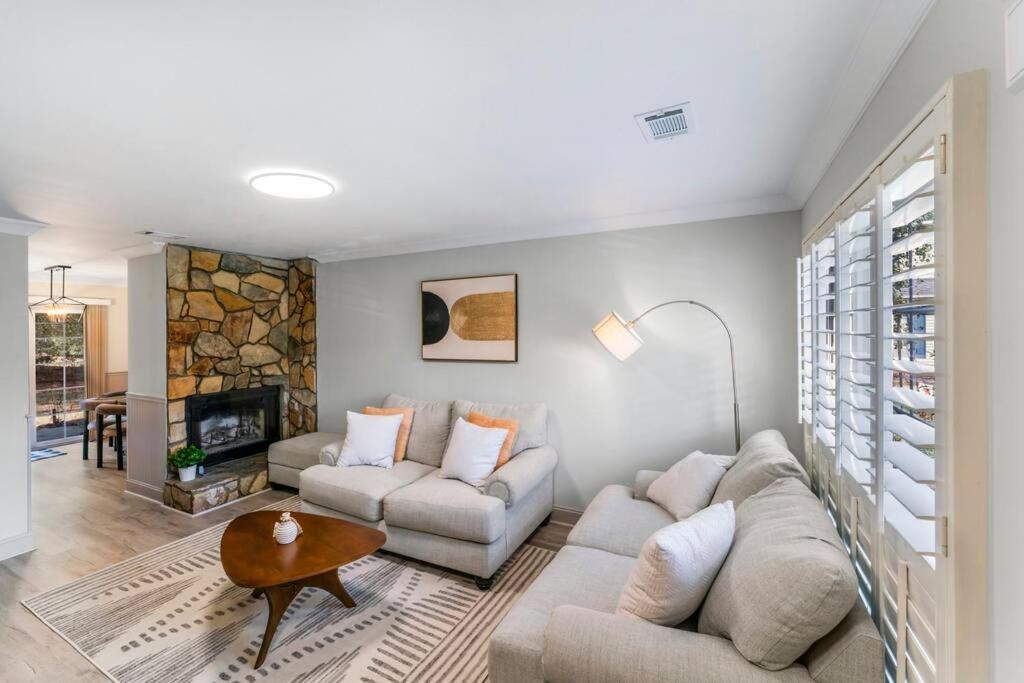 Holiday home Golf Oasis Modern Townhome! *